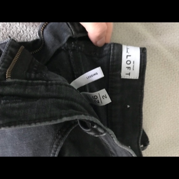 LOFT Petite Denim Leggings 26/2P - Picture 3 of 7